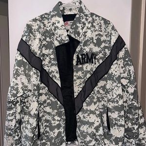 Vintage 1990s US Army Spell Out Logo Digital Camouflage 3M Reflection Zip Up Win